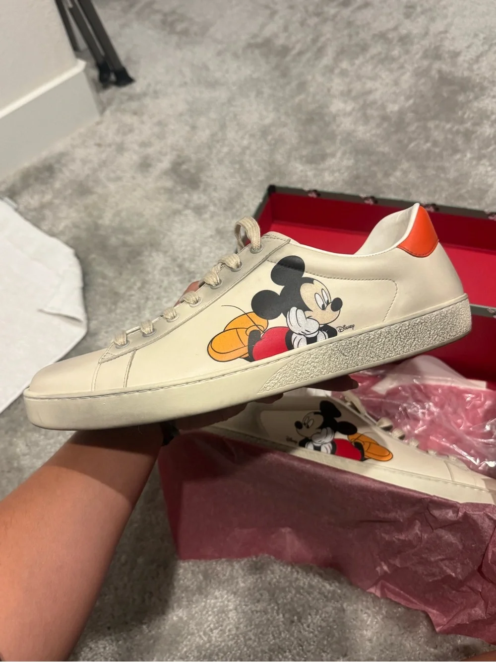 Gucci leather sneakers